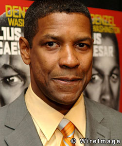denzel washington 121206 001 wire Denzel Washington has thanked his mother for saving him from drugs.
