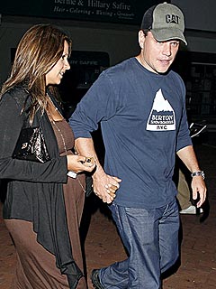 matt damon240 The Afflecks and Damons Go on Double Date